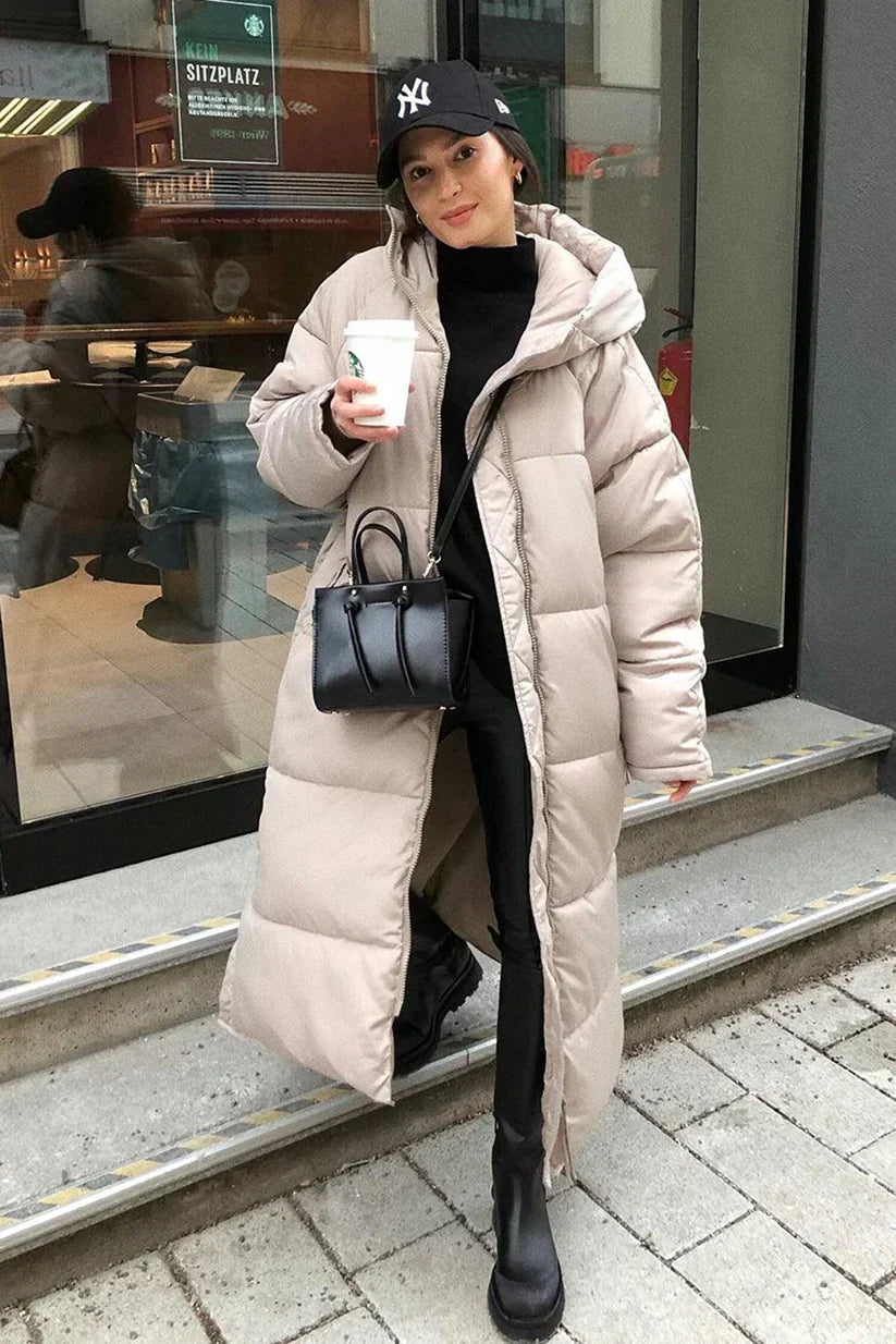 Lange Winterjacke mit Kapuze für Damen | Moderne