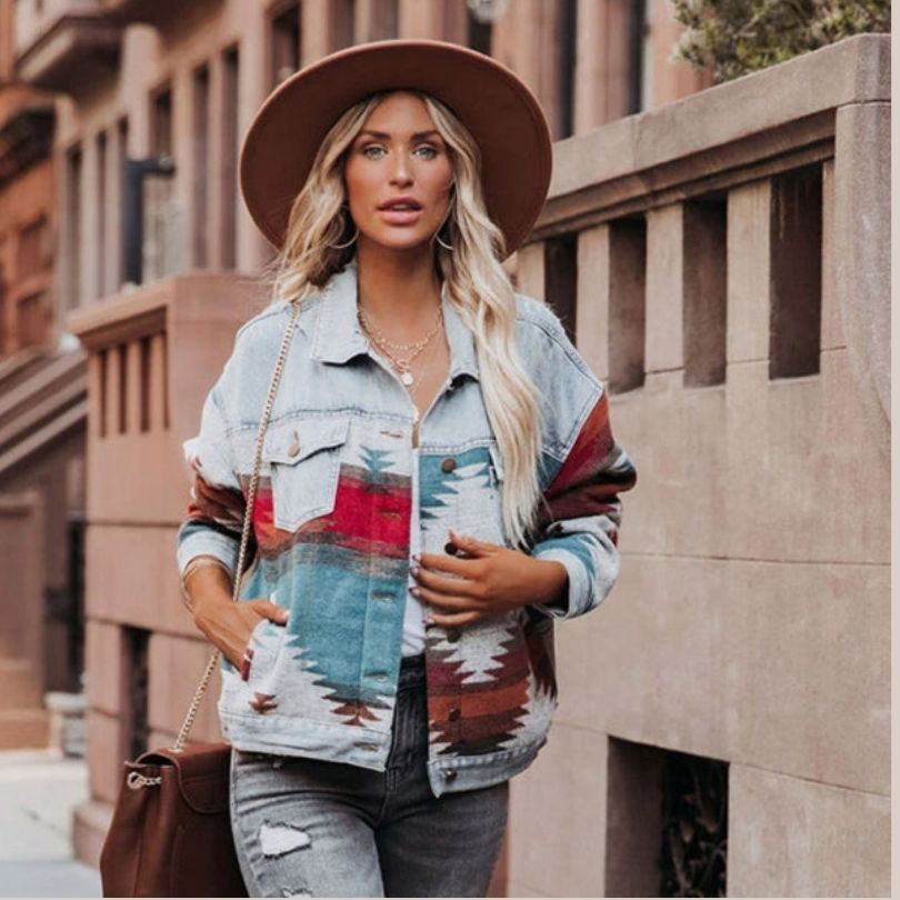 Damen Jeansjacke mit Aztekenmuster | Vordertaschen