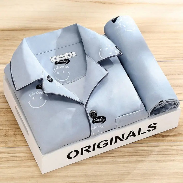 Stylisches pyjama-set für männer