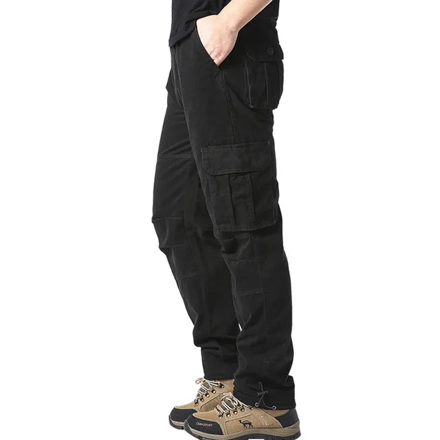 Lässige cargohose mit großen praktischen taschen