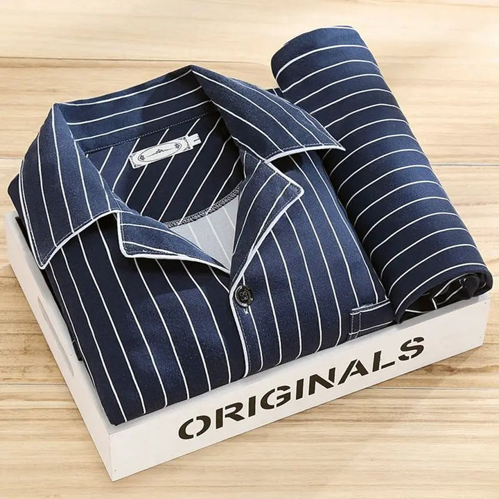 Stylisches pyjama-set für männer