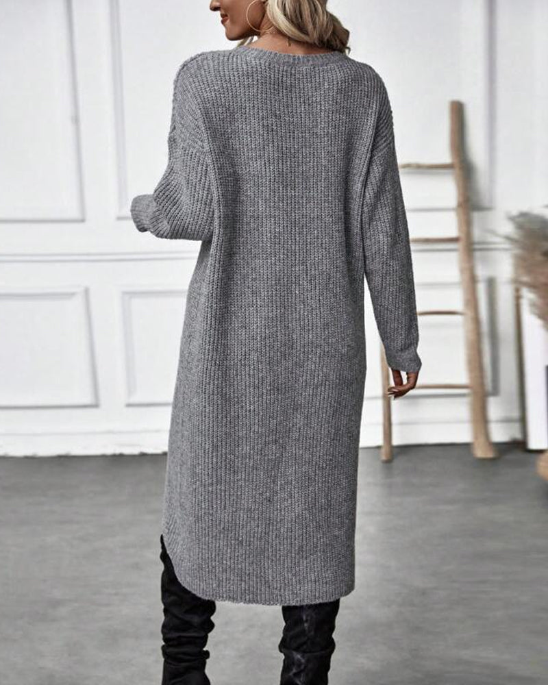 Langes modisches Pullover-Kleid
