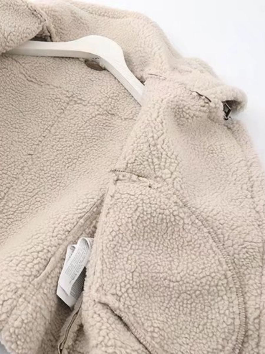 Gefütterte Felljacke mit Kragen für Damen | Warme