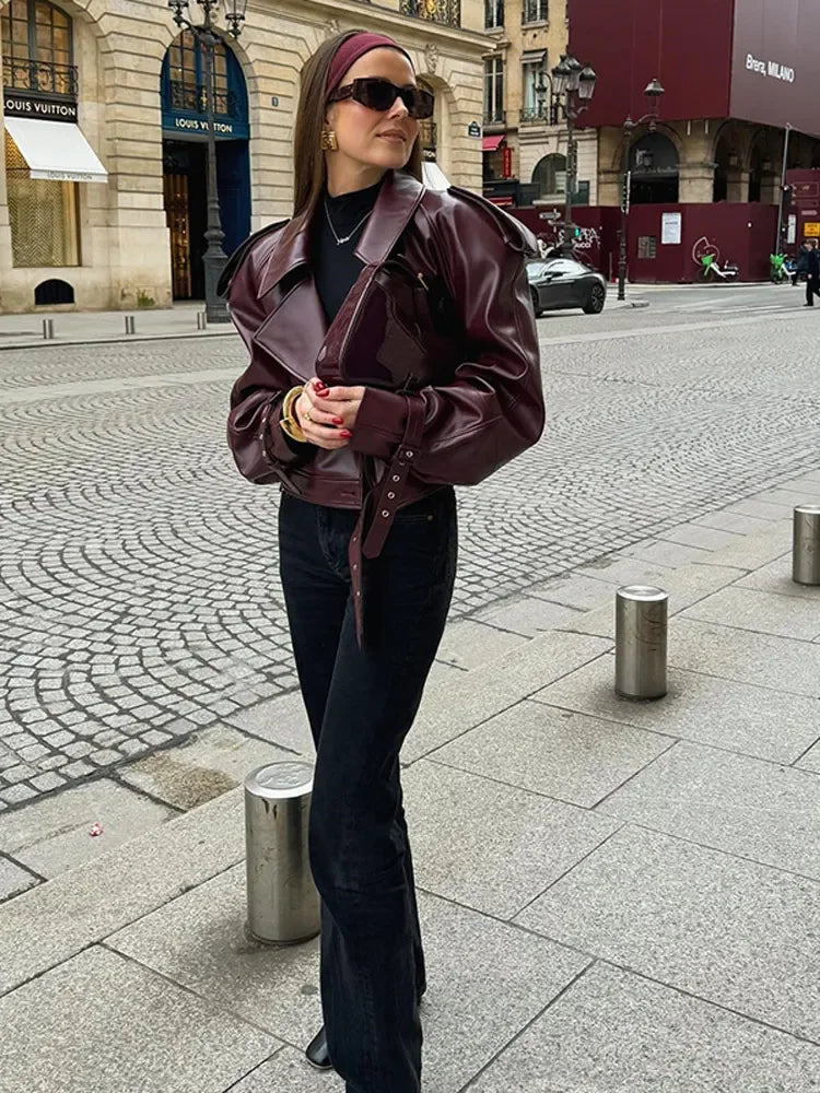 Rote Jacke für Damen | Stilvoll