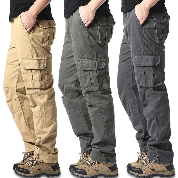 Lässige cargohose mit großen praktischen taschen