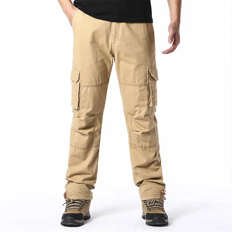 Lässige cargohose mit großen praktischen taschen