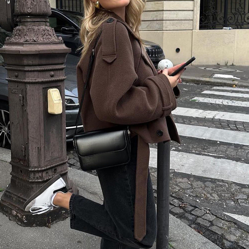 Lässig Kurze Woll Jacke für Damen | Geknöpft