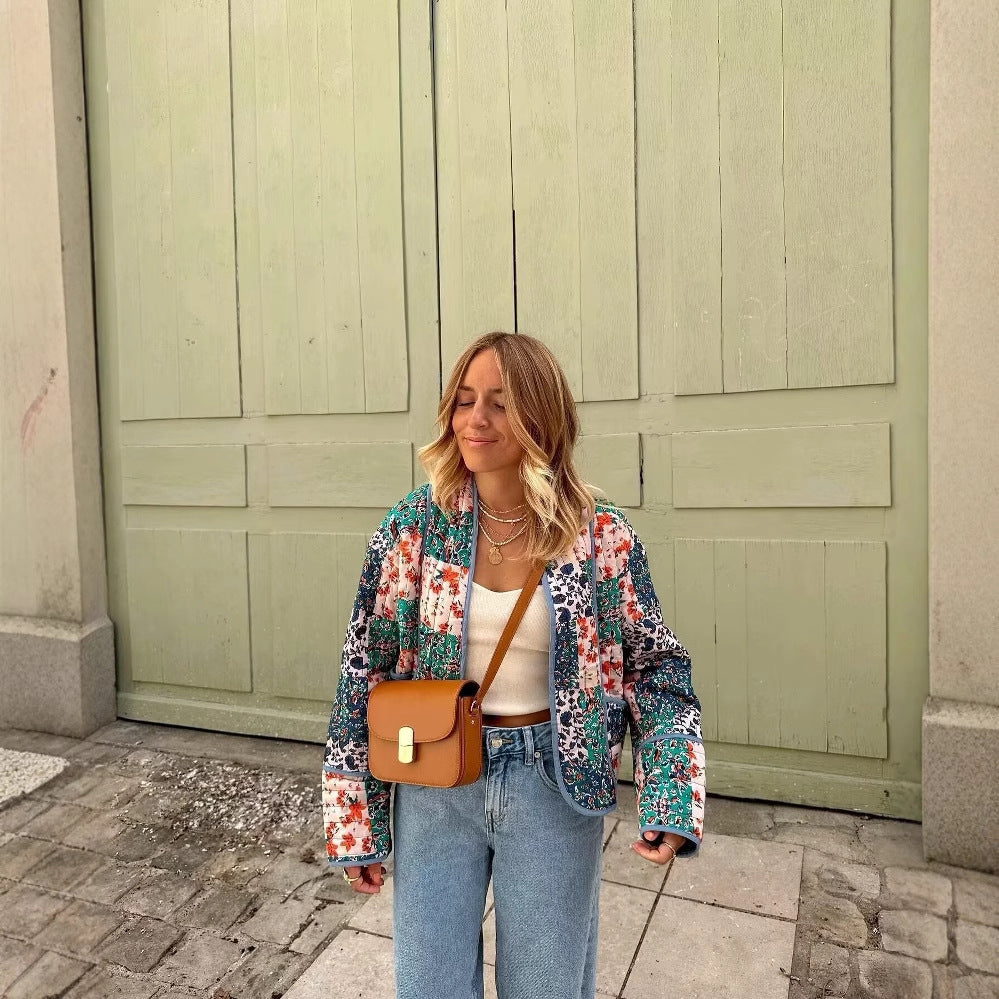 Damen Steppjacke mit Blumen Druck | Langarm