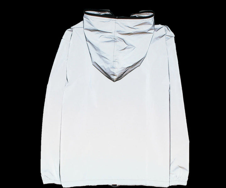 Leuchtende reflektierende jacke mit kapuze für maximale sichtbarkeit