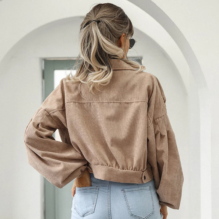 Damen Kurze Cord Jacke mit Knopfleiste | Laternenärmel