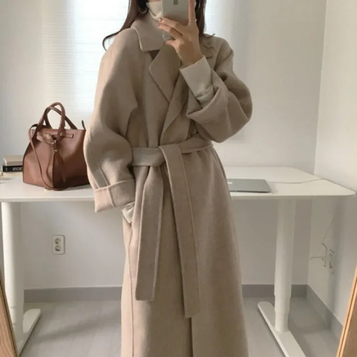 Damen Langer Warmer Mantel mit Gürtel | Weite Ärmel