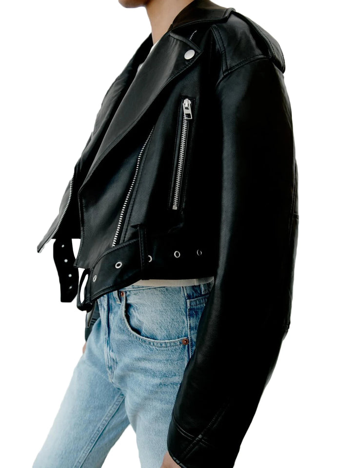 Kurze Motorradjacke mit Revers und Reißverschluss für Damen | Stilvoll