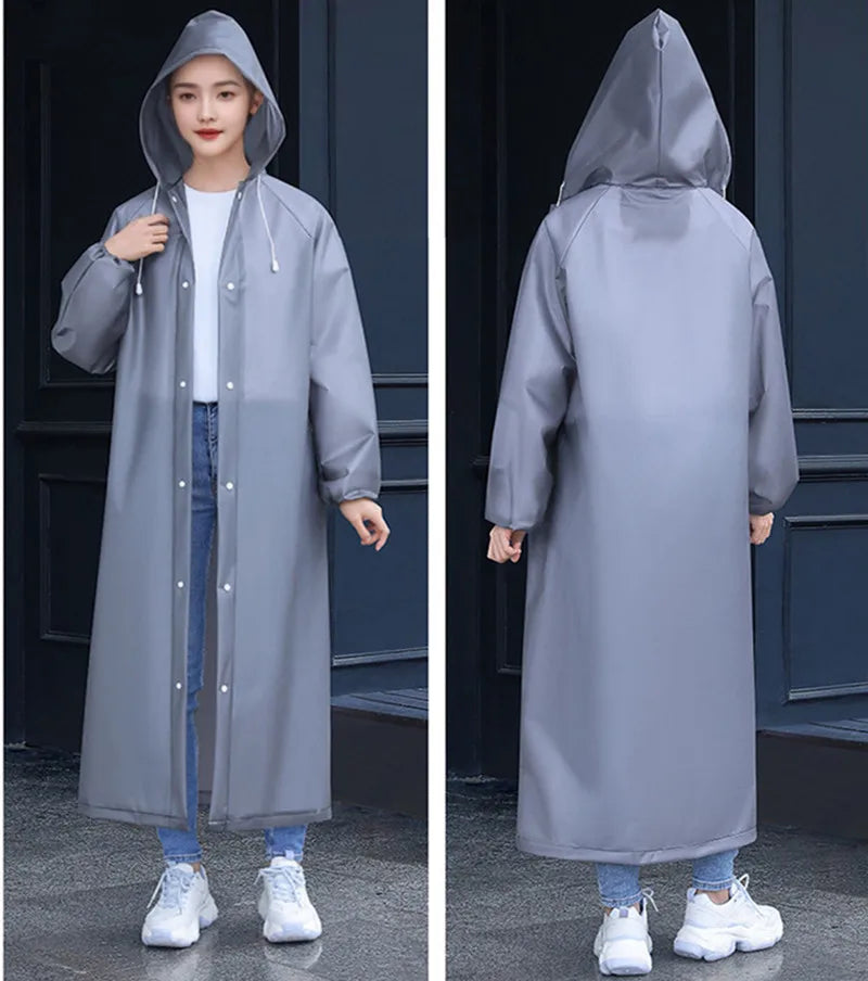 Modische Regenjacke für Damen | Zugeknöpft