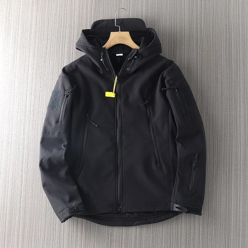 Taktische Softshell Jacke mit Kapuze für Herren | Zeitlos