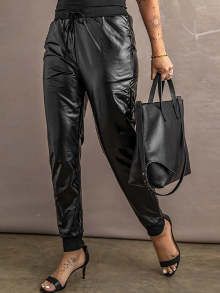 Chice schwarze high-waist hose im lederlook für damen