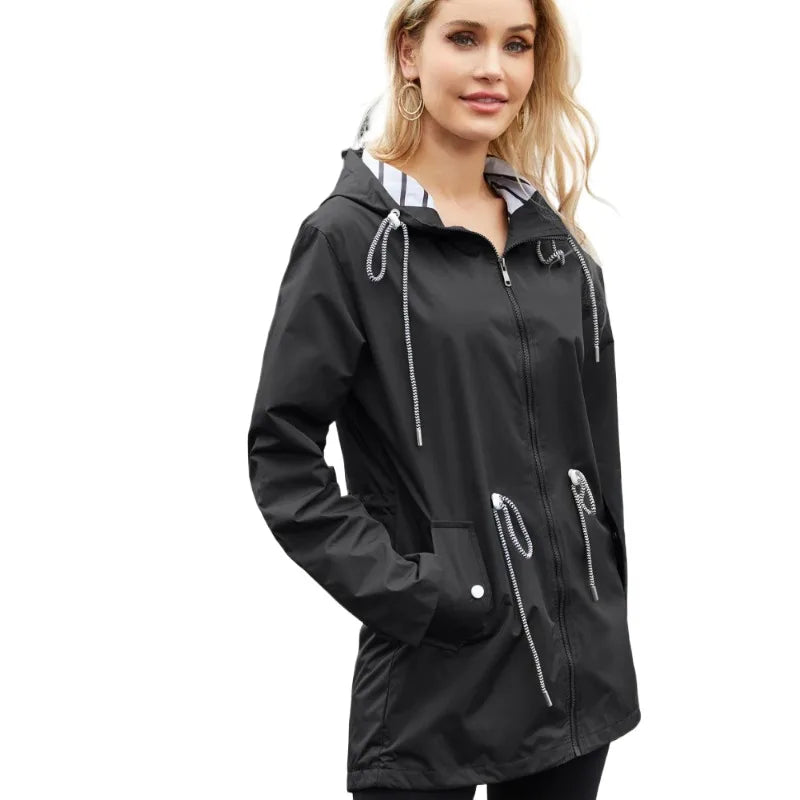 Modisch Wasserdichte Regenjacke für Damen mit Kapuze | Schlichte