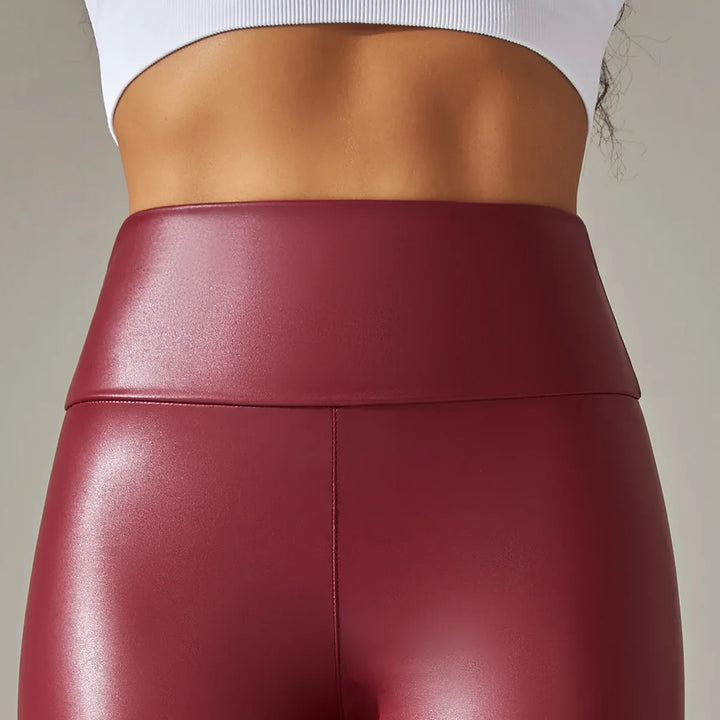 Bequeme high-waist-leggings im lederlook für damen