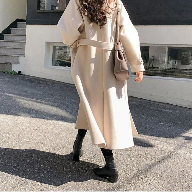 Damen Eleganter langer Trenchmantel | Taschen