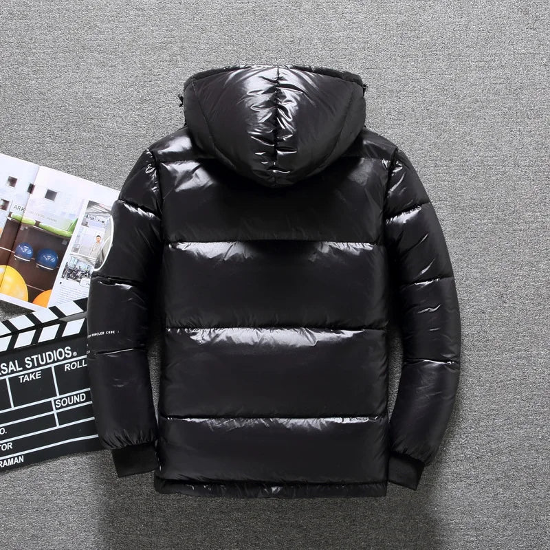 Funktionelle Daunen Jacke mit Kapuze für Herren | Vielseitig