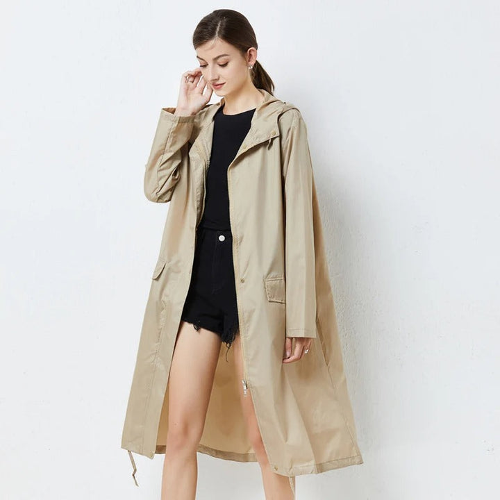 Lange Wasserdichte Regenjacke für Damen | Moderne