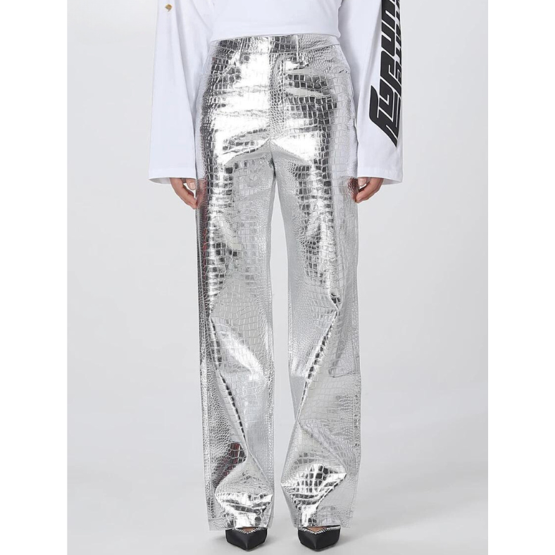 Elegante glänzende hose mit geradem bein