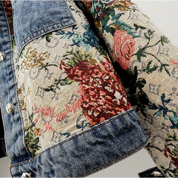 Damen Kurze Knopf Daunen Jeansjacke | Blumenmuster