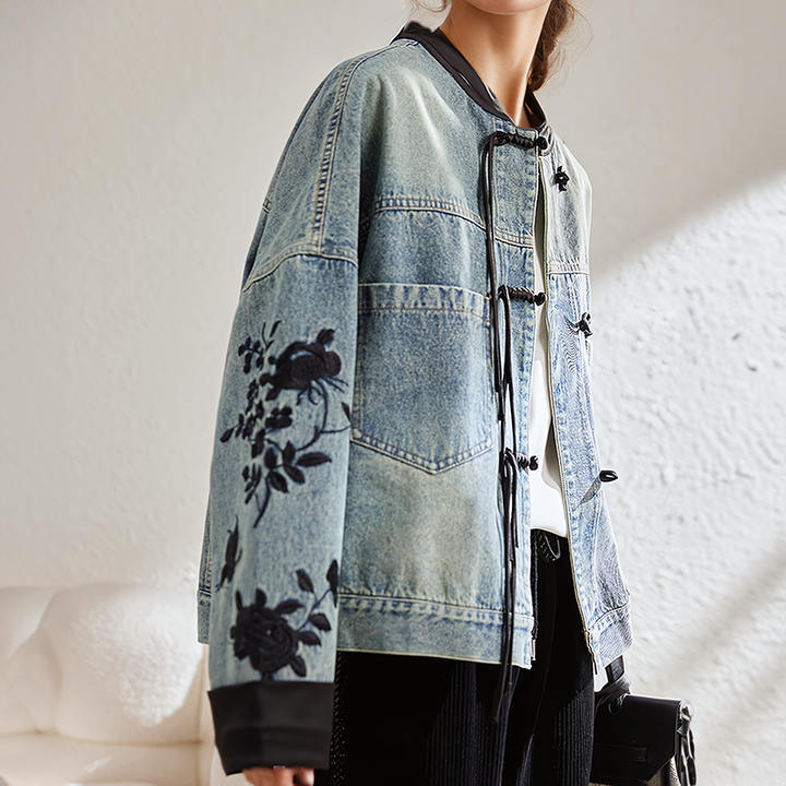 Damen Weinlese Jeansjacke mit Blumenmuster | Moderne