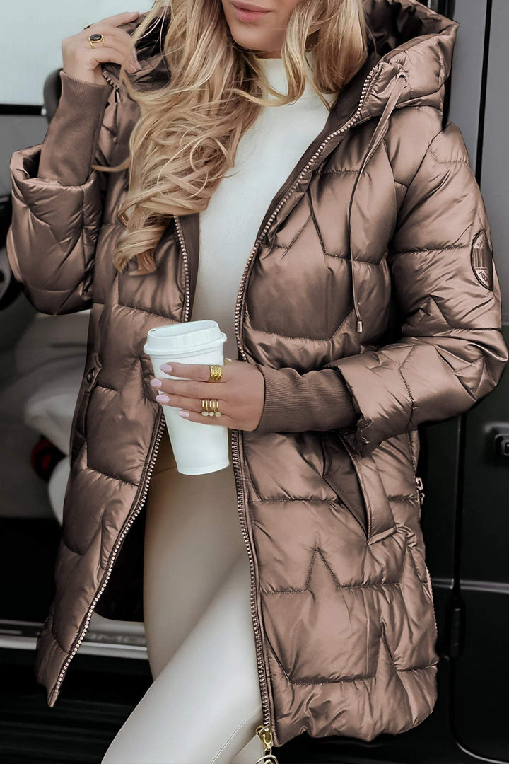 Gefütterte Winterjacke mit Kapuze für Damen | Praktisch