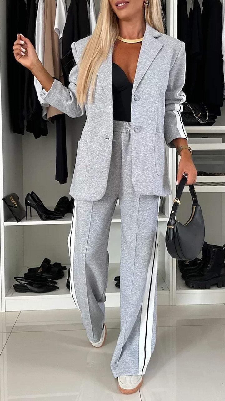 Modernes elegantes zweiteiliges anzug-set