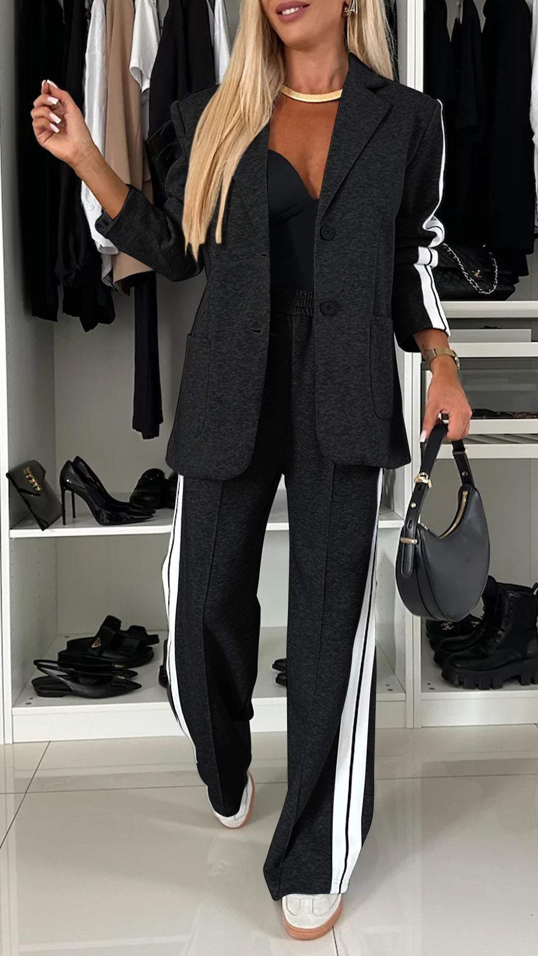 Modernes elegantes zweiteiliges anzug-set