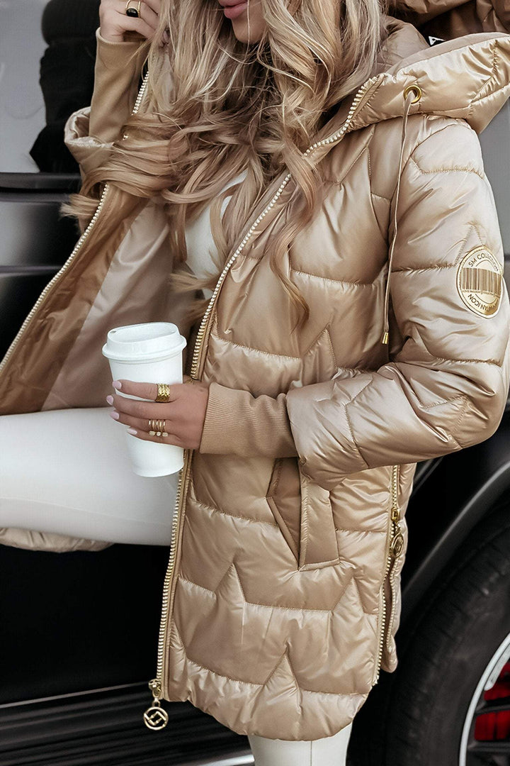 Gefütterte Winterjacke mit Kapuze für Damen | Praktisch